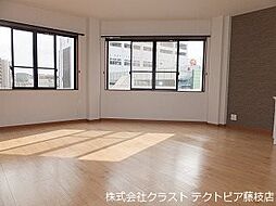 居間