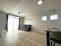 習志野市実籾本郷　中古戸建 3LDKのリビング/ダイニング