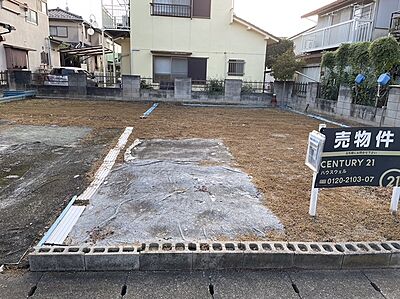 外観：JR宇都宮線・東武日光線「栗橋駅」より徒歩約10分！徒歩15分圏内には小中学校、スーパー、薬局があり、生活に便利な環境です♪