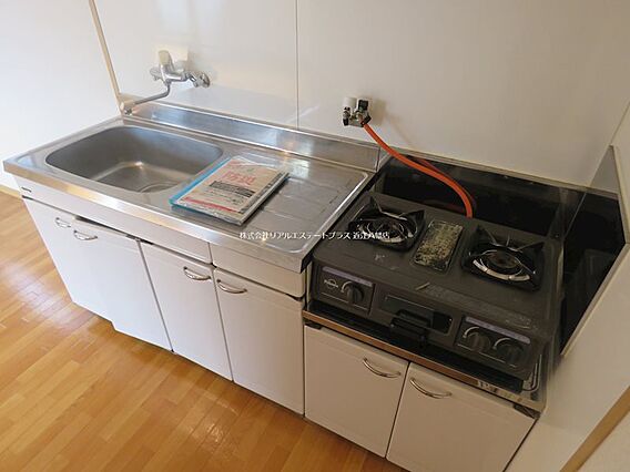 イーグル_内装_0