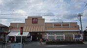 丸善　能登川店（4764m）