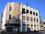 滋賀銀行 八幡駅前支店（363m）