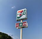 セブンイレブン八日市インター店（839m）