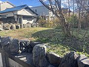 ガレージ上がお庭になっています