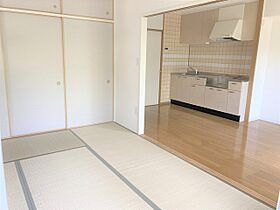 URアーバンラフレ鳴海  ｜ 愛知県名古屋市緑区鳴海町尾崎山（賃貸マンション1LDK・1階・53.59㎡） その3