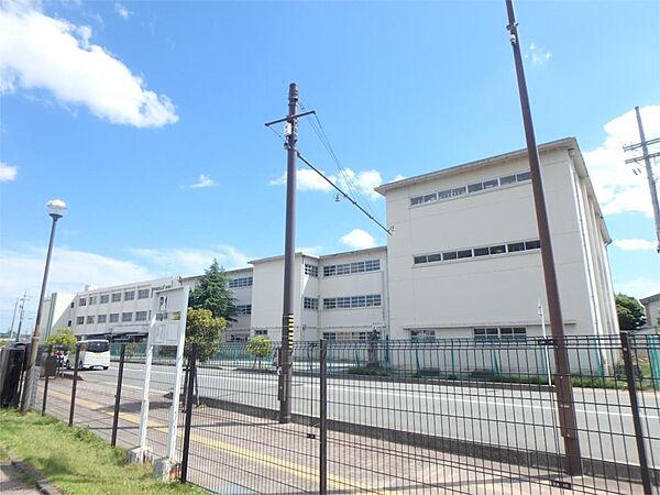 画像17:松阪市立幸小学校（312m）