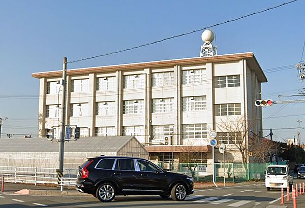 画像16:松阪市立てい水小学校（536m）