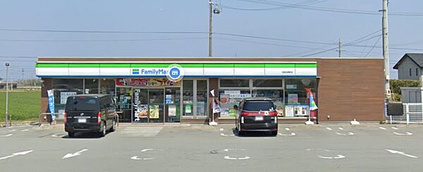 画像18:ファミリーマート 松阪出間町店（1703m）