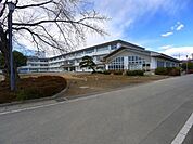 小学校「館林市立美園小学校まで906m」