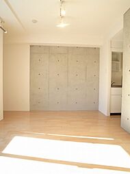 パークレジデンス西落合 1階ワンルームのリビング/ダイニング