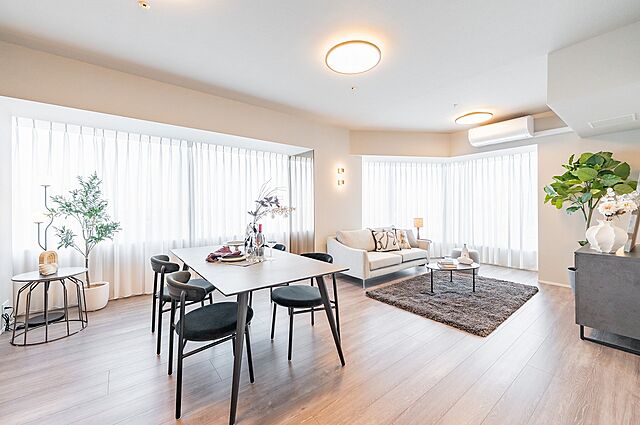 リビング/ダイニング シティタワー新宿新都心 25階/-