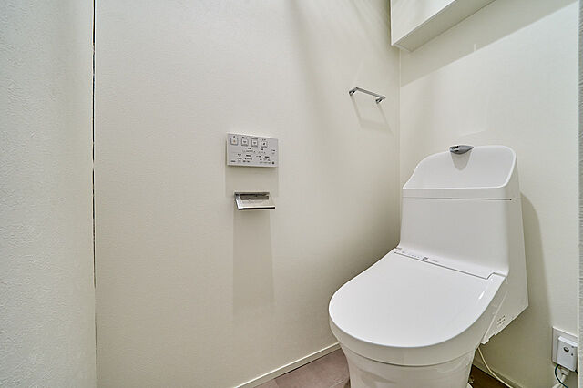 トイレ 広尾マンション 1階/-