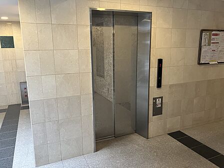 エレベーター