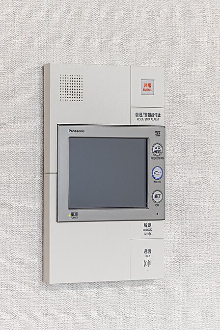 訪問者の顔の確認が可能なモニター付きインターホン