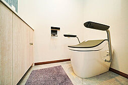 Panasonic製　全自動おそうじトイレアラウーノ