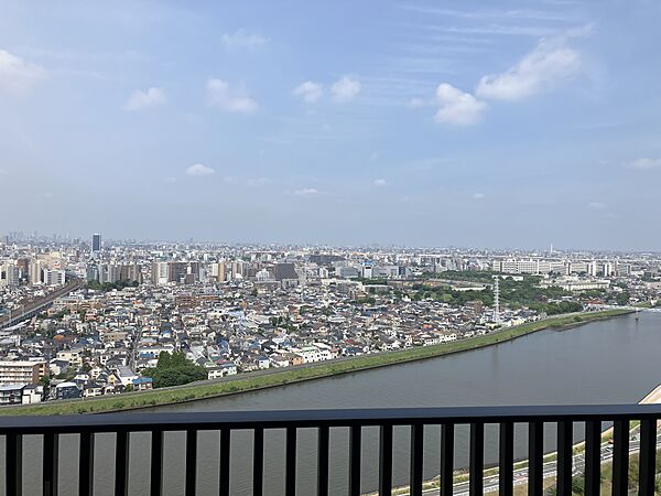 バルコニーを拡大表示