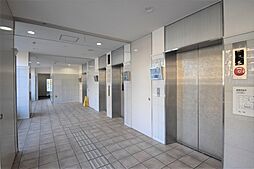 エレベーター4基