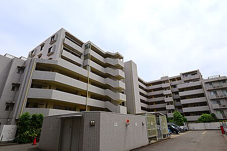 外壁タイル張り