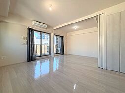 ザ・グランアルト栄 2LDKのリビング/ダイニング