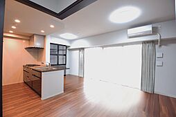 オープンレジデンシア名古屋太閤通 3LDKのリビング/ダイニング