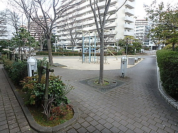 敷地内公園