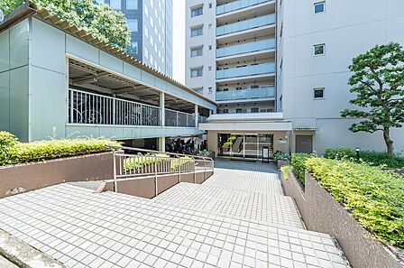 エントランスアプローチ