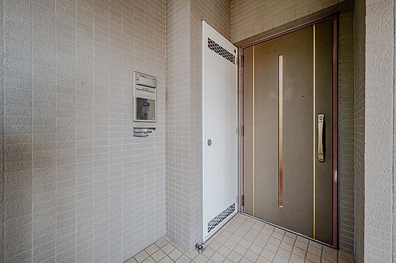 玄関外観