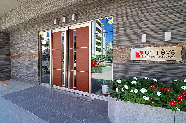 外観 レーヴグランディ松山 3階/-