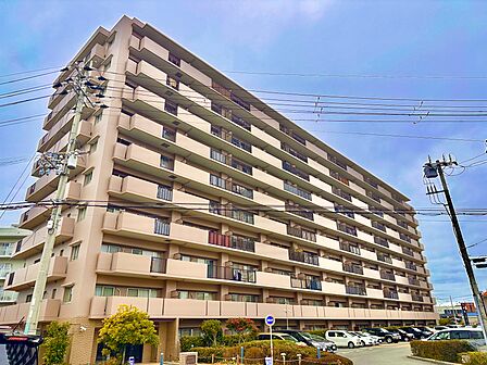 1996年9月に建築されたマンションです