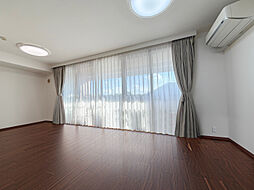 サーパス昭和町 3LDKのリビング/ダイニング