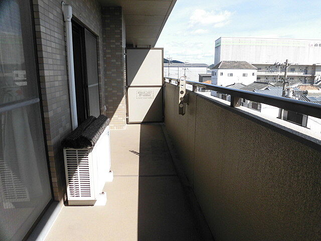 バルコニー サーパス高須第3 4階/-