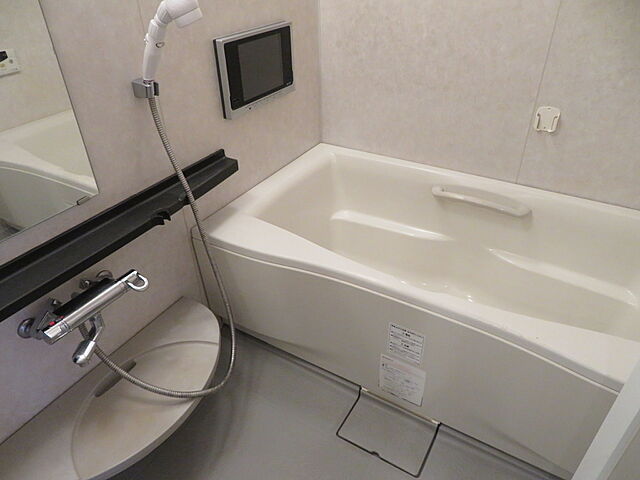 浴室 アルファステイツ北本町3 5階/-
