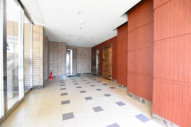 エントランス サーパス東春日 5階/-