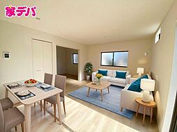 リビング/ダイニングの画像