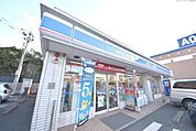 ローソン福岡今川2丁目店 徒歩7分。コンビニ 550m