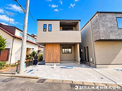 外観:【外観】ここから始まる「日常」はご家族にとってかけがえのない時間となります。少しでも豊かに、快適に。そんな想いから本邸宅は生まれました。 外観:【外観】ここから始まる「日常」はご家族にとってかけがえのない時間となります。少しでも豊かに、快適に。そんな想いから本邸宅は生まれました。