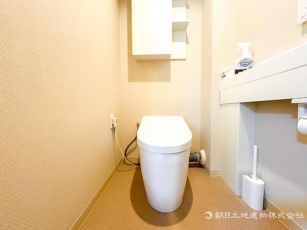 トイレを拡大表示
