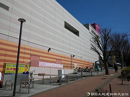イオンスタイル 東戸塚店 約260m 【営業時間】08:00-22:00 お仕事帰りにも立ち寄りやすく大変便利です