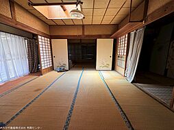 居間