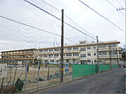 日立市立坂本中学校（848m）