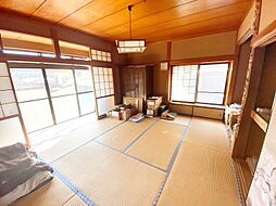 川尻町3丁目2033番163 5DKのリビング/ダイニング