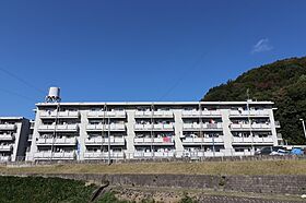 ビレッジハウス畑賀2号棟  ｜ 広島県広島市安芸区畑賀2丁目（賃貸マンション1DK・3階・28.98㎡） その1