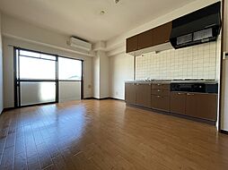 プラティーク川島 4階2LDKのリビング/ダイニング