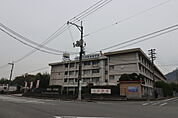 高校・高専「広島県立熊野高校まで2340ｍ」