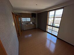 ディンプルハウス 3階2DKのリビング/ダイニング