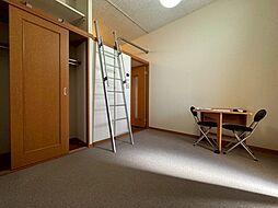 レオパレスジュネス　Ｍ　Ｋ 3階1Kのリビング/ダイニング