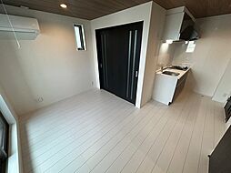 R-Smart Sacrale 3階1LDKのリビング/ダイニング