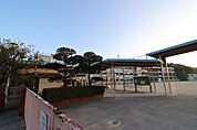 小学校「広島市立畑賀小学校まで372ｍ」