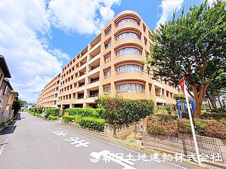 スタイリッシュな外観デザインは、とてもお洒落で満足度の高い暮らしがご実現頂けると思います。