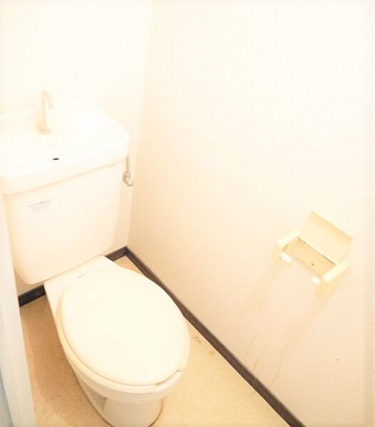 画像3:ゆったりとした空間のトイレです